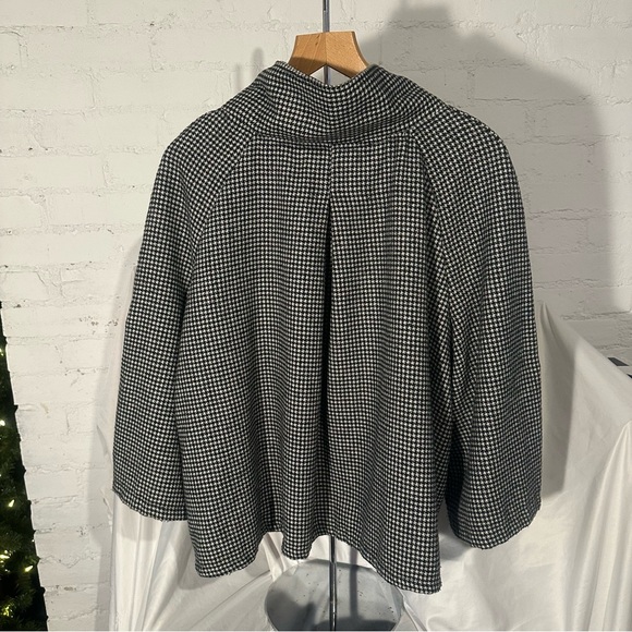 Houndstooth Women’s Cape Jacket Made In The USA OSFA - Picture 2 of 9